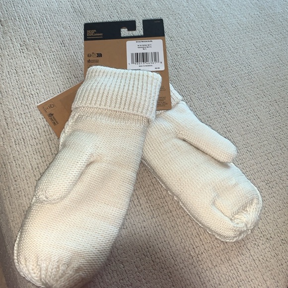 TNF OH MEGA MITT NWT - Picture 4 of 5